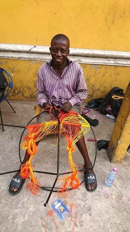 Ghana kurvstol brun/blå